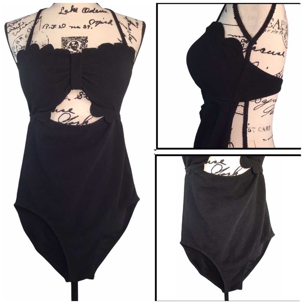 One Piece Women’s Bathing Suit XL
